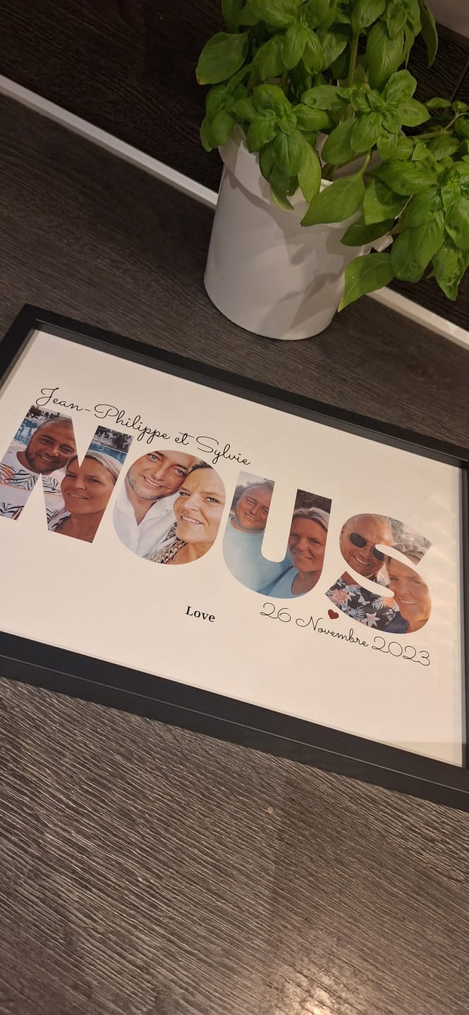 Customer photo review of Nous Lettres - Affiche Personnalisée