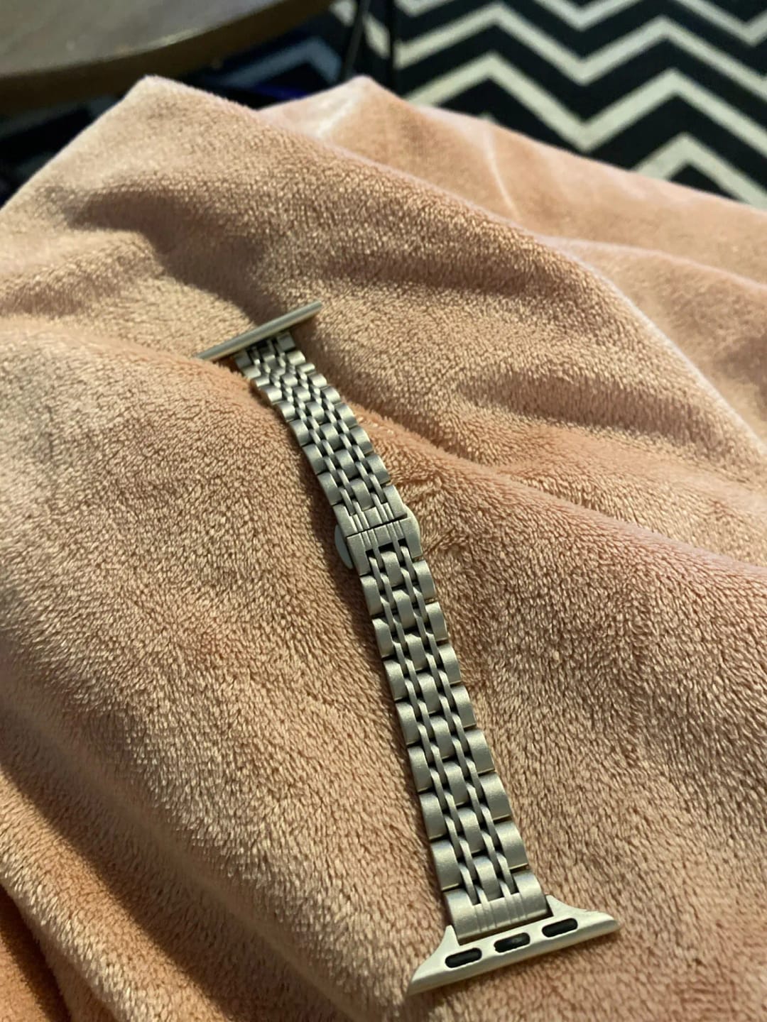 Customer photo review of Apple Watch Stainless Steel Band - Sleek Durable Style