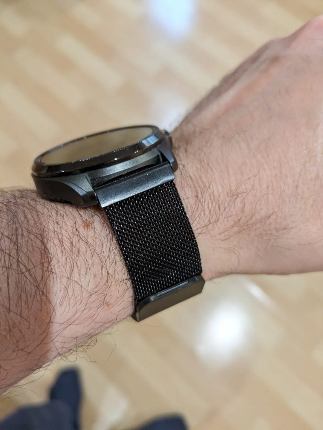Customer photo review of Huawei Stainless Steel Mesh Band - Elegant Magnetic Closure