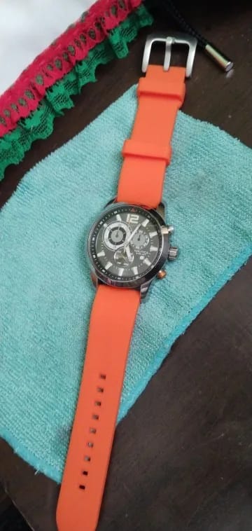 Customer photo review of Suunto Silicone Band - Sleek, Comfortable, Waterproof Design