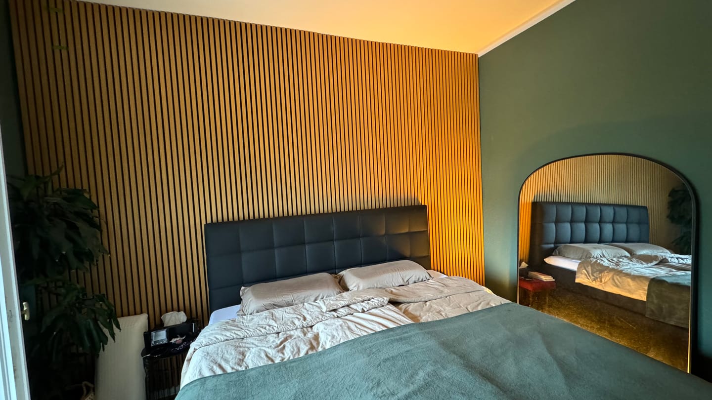 Customer photo review of Akustikpaneele Rustikale Eiche - 300 cm x 60 cm