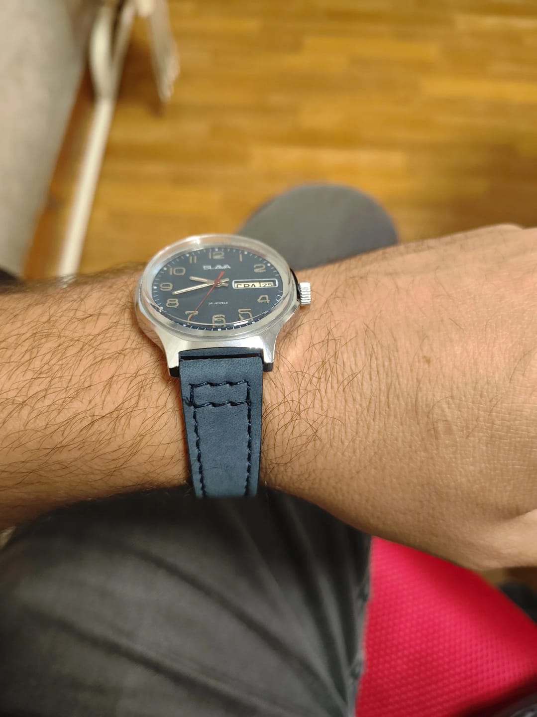 Customer photo review of Huawei Soft Leather Band - Comfortable and Durable Design