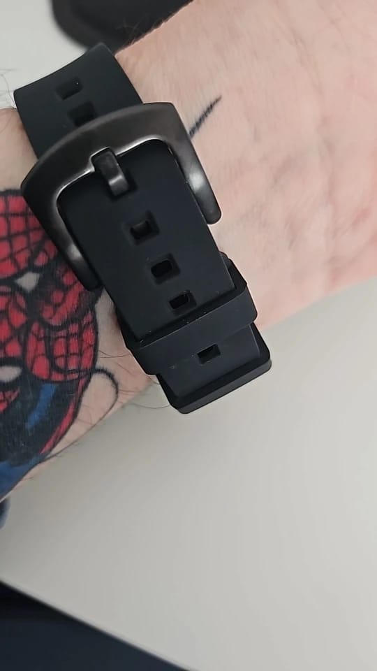 Customer photo review of Ticwatch Silicone Band - Durable, Flexible, Comfortable Fit