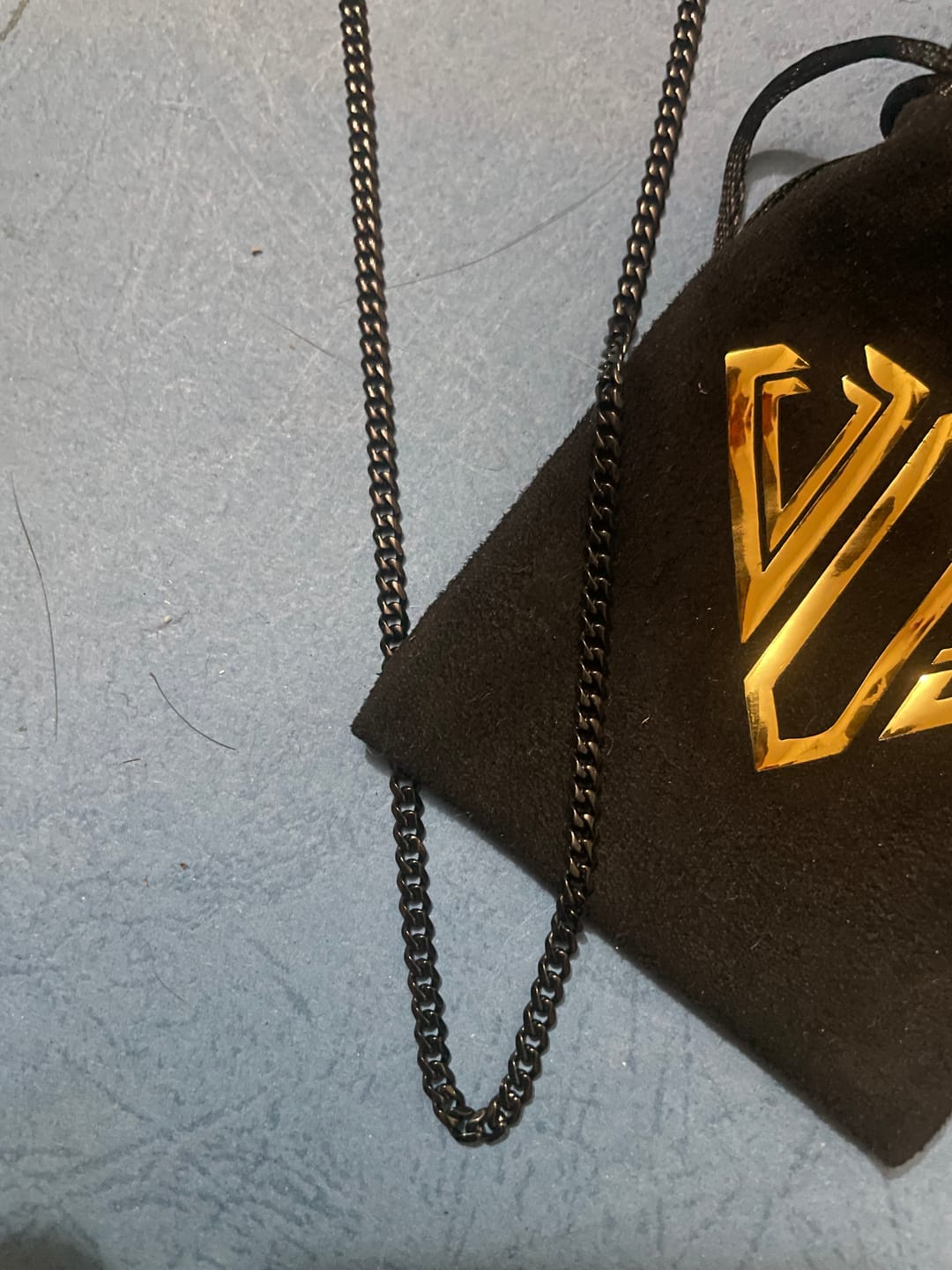 Customer photo review of CUBAN CHAIN - BLACK (3.5𝘮𝘮)