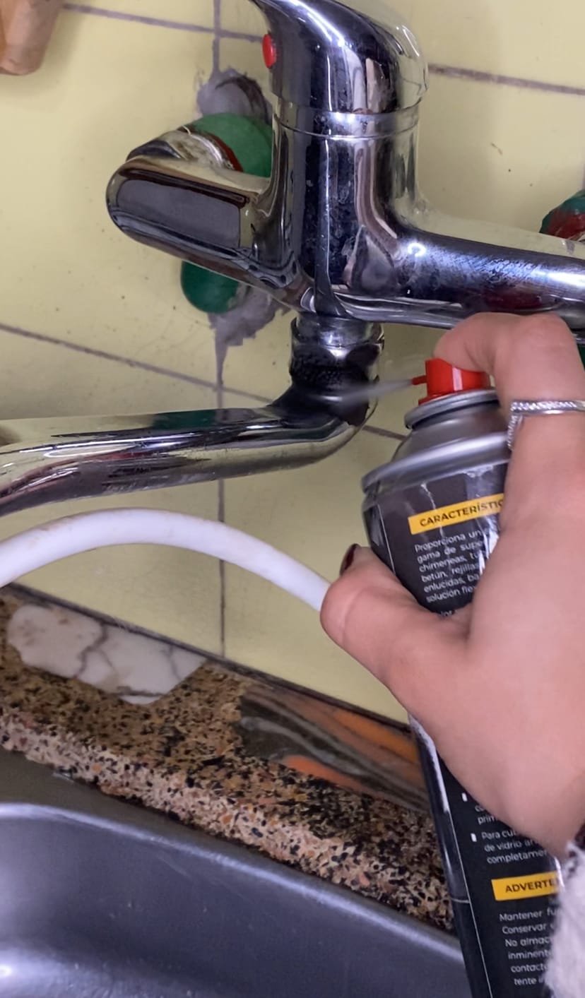 Customer photo review of Spray Sellador de Fugas Leisel 450ml