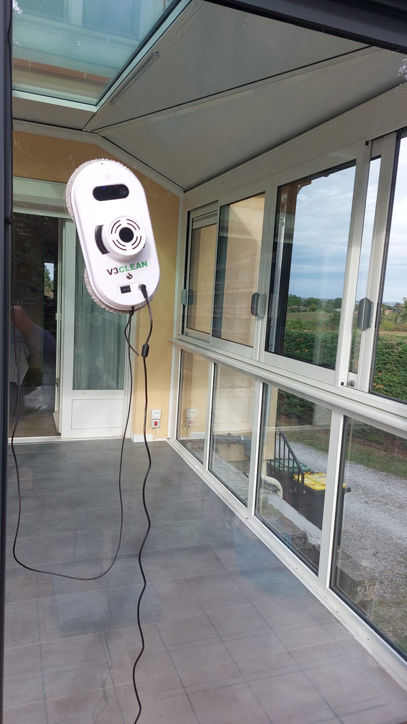 Customer photo review of Robot lave vitre V3CLEAN