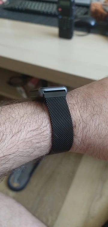 Customer photo review of Ticwatch Stainless Steel Mesh Band - Sleek Magnetic Closure