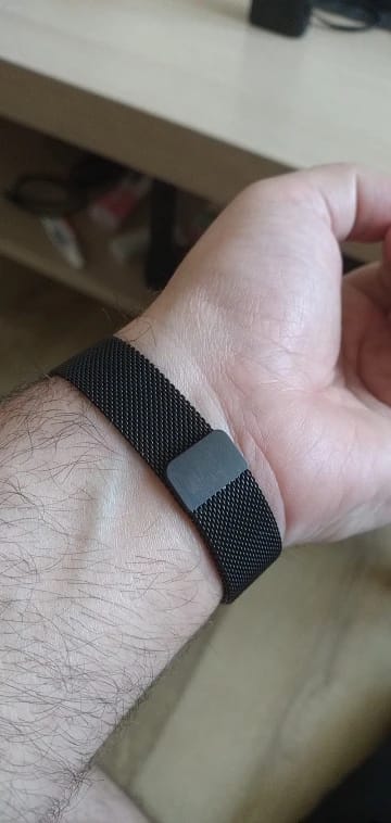 Customer photo review of Huawei Stainless Steel Mesh Band - Elegant Magnetic Closure
