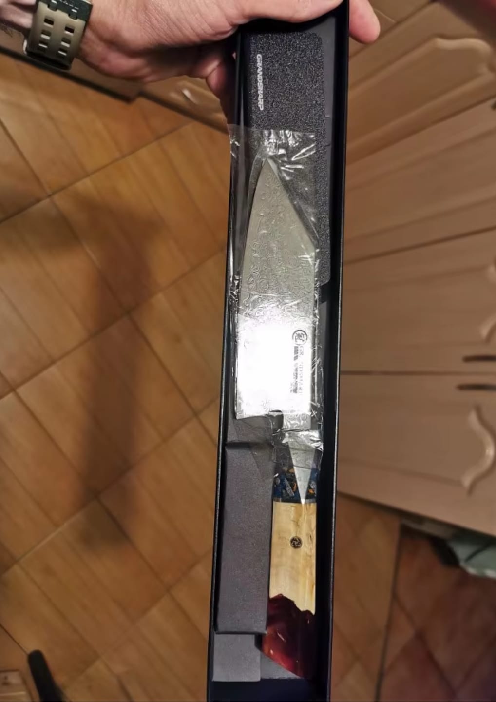 Customer photo review of Kurohana (黒花) - Japanese Damascus Steel Chef's Knife (5.5 inch)