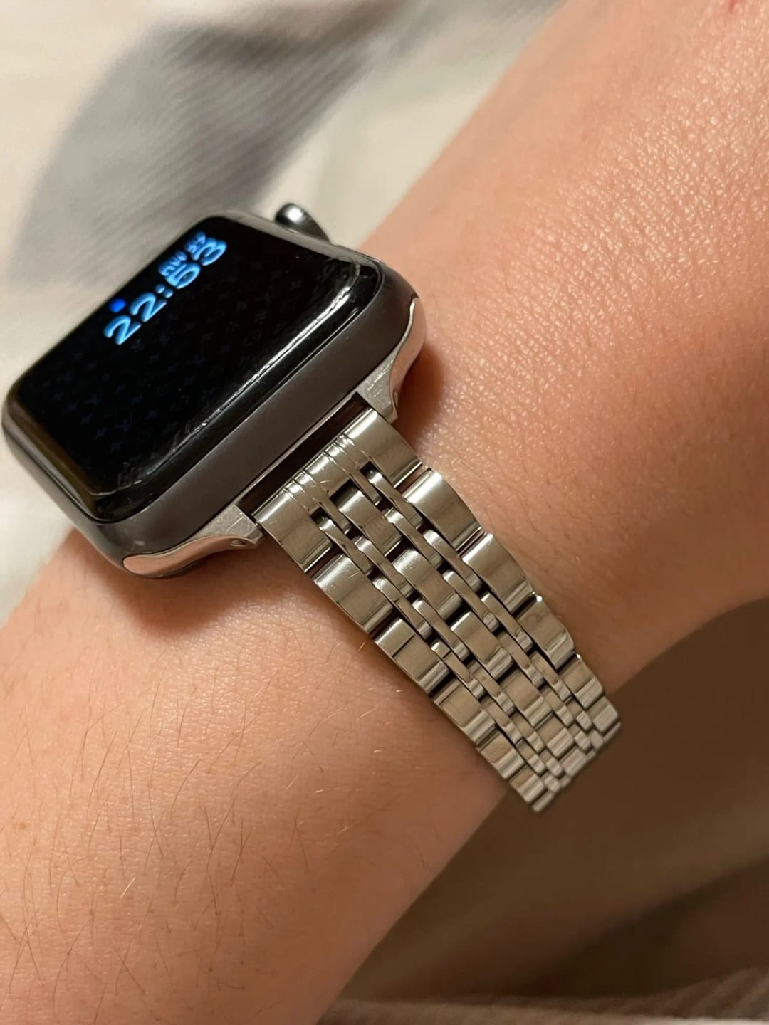 Customer photo review of Apple Watch Stainless Steel Band - Sleek Durable Style
