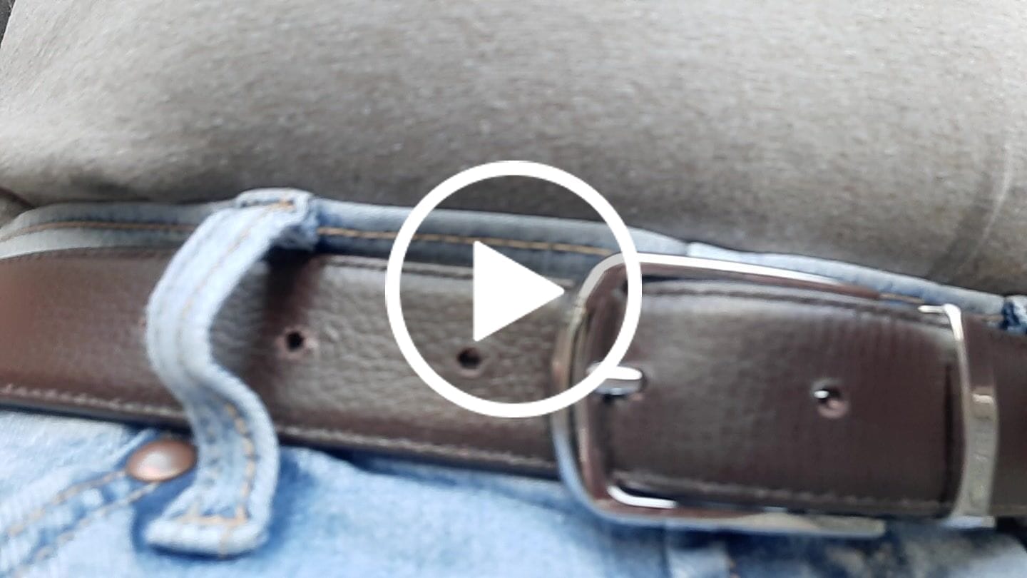 Customer video review of The Harvey Dent Belt - Extra Slim 30 mm Reversible Stitched Full-Grain Pebbled Leather Belt