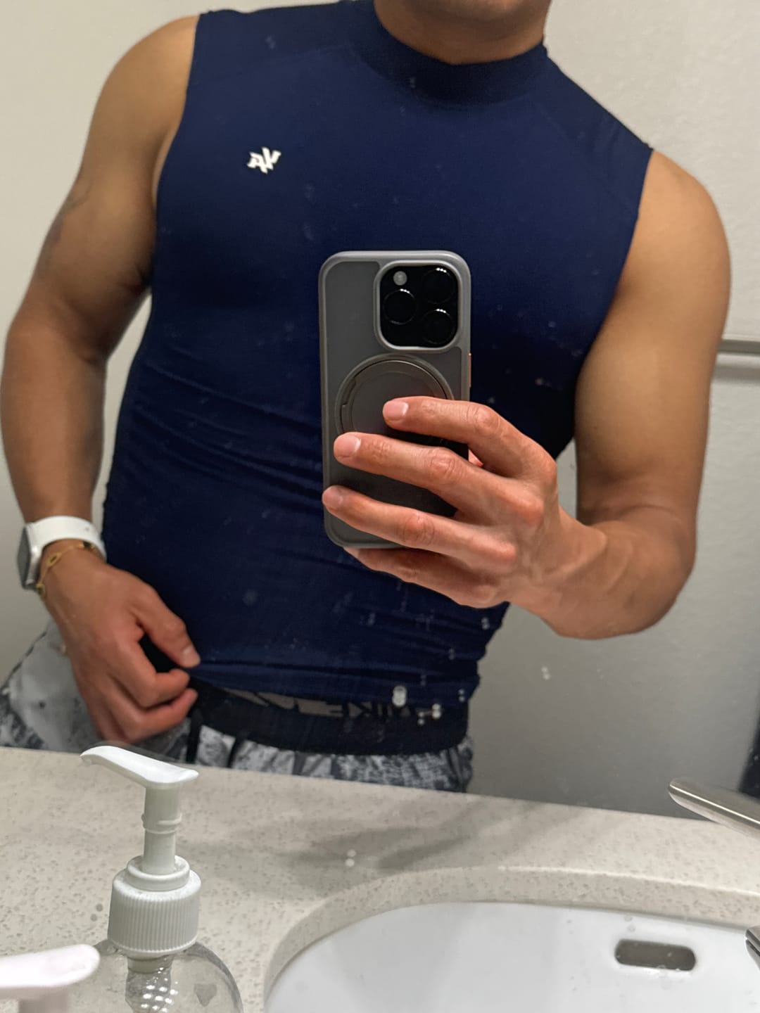 Customer photo review of 476 - Stealth Compression Tees