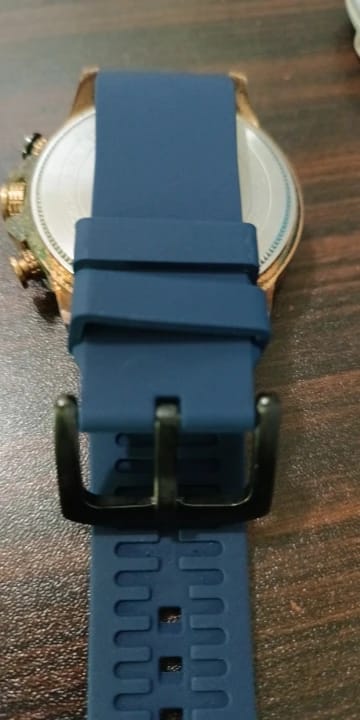 Customer photo review of Samsung Galaxy Watch Silicone Band - Soft Waterproof Style