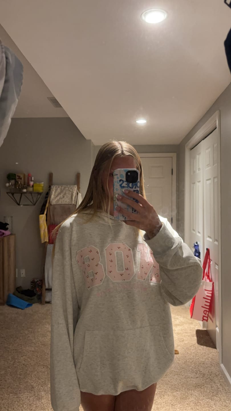Customer photo review of Aelfric Eden Oversized N08 Graphic Hoodie