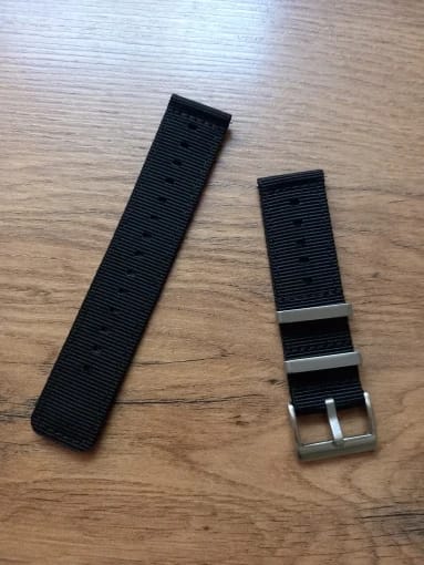 Customer photo review of Ticwatch Tough Nylon Band - Versatile Breathable Strap