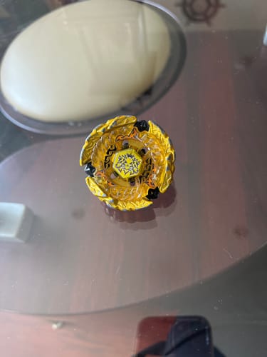 Customer photo review of Hades Kerbecs Beyblade Hell Kerbecs BD145DS BB-99 Takara Tomy