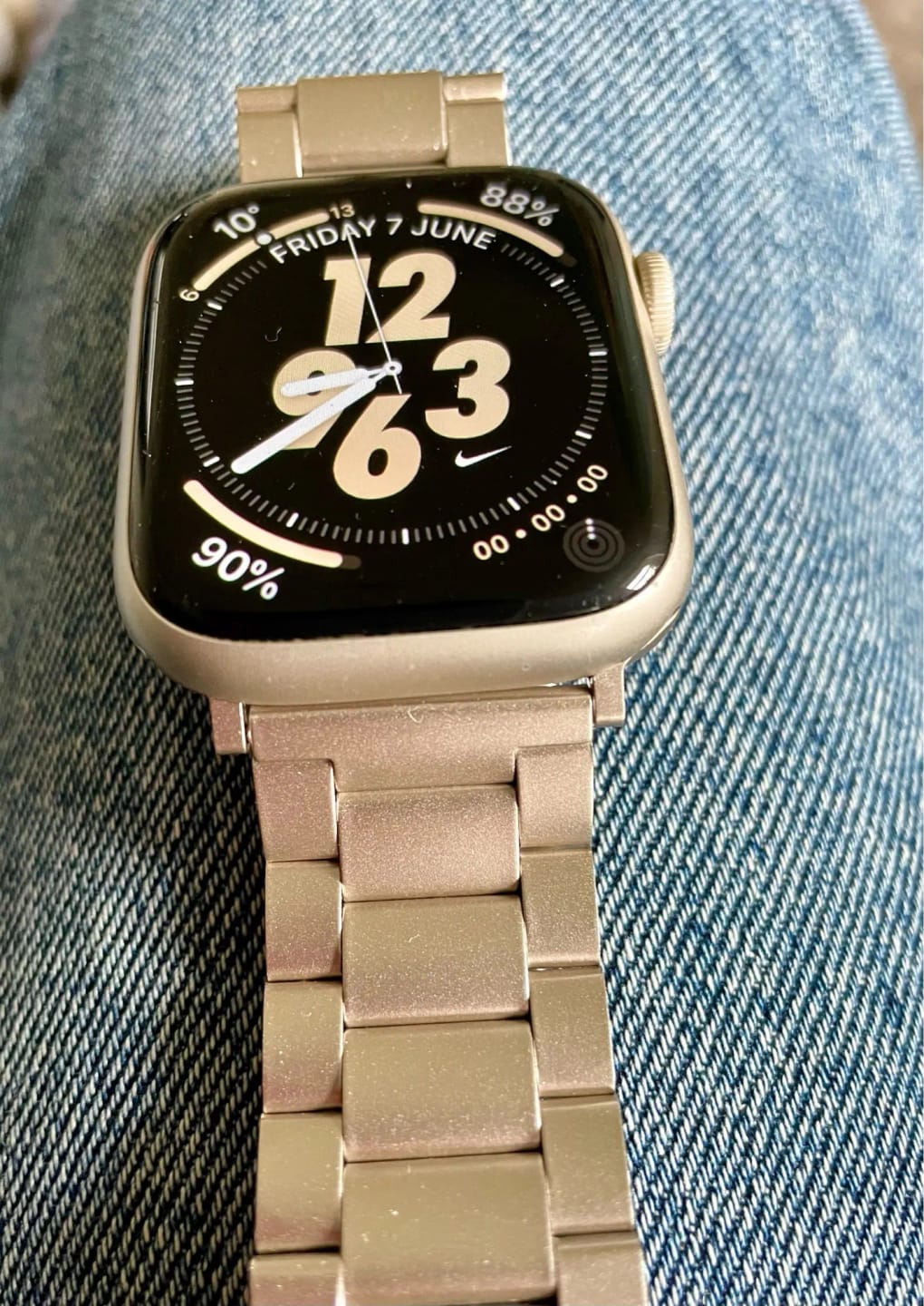 Customer photo review of Apple Watch Stainless Steel Band - Sleek Durable Design