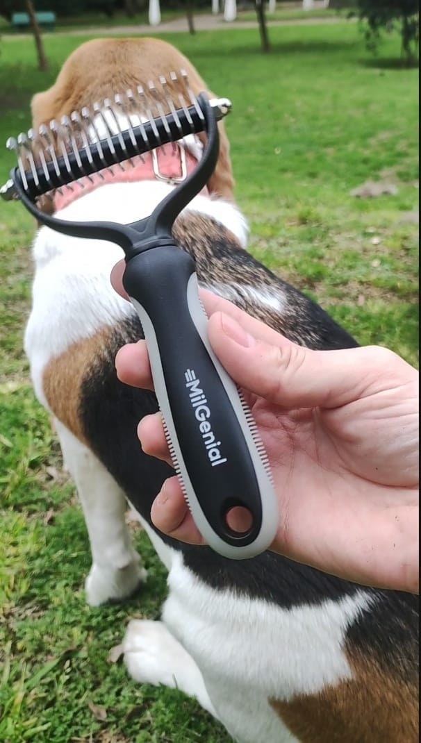 Customer photo review of Cepillo Cortador de Nudos de Pelo para Mascotas Milgenial