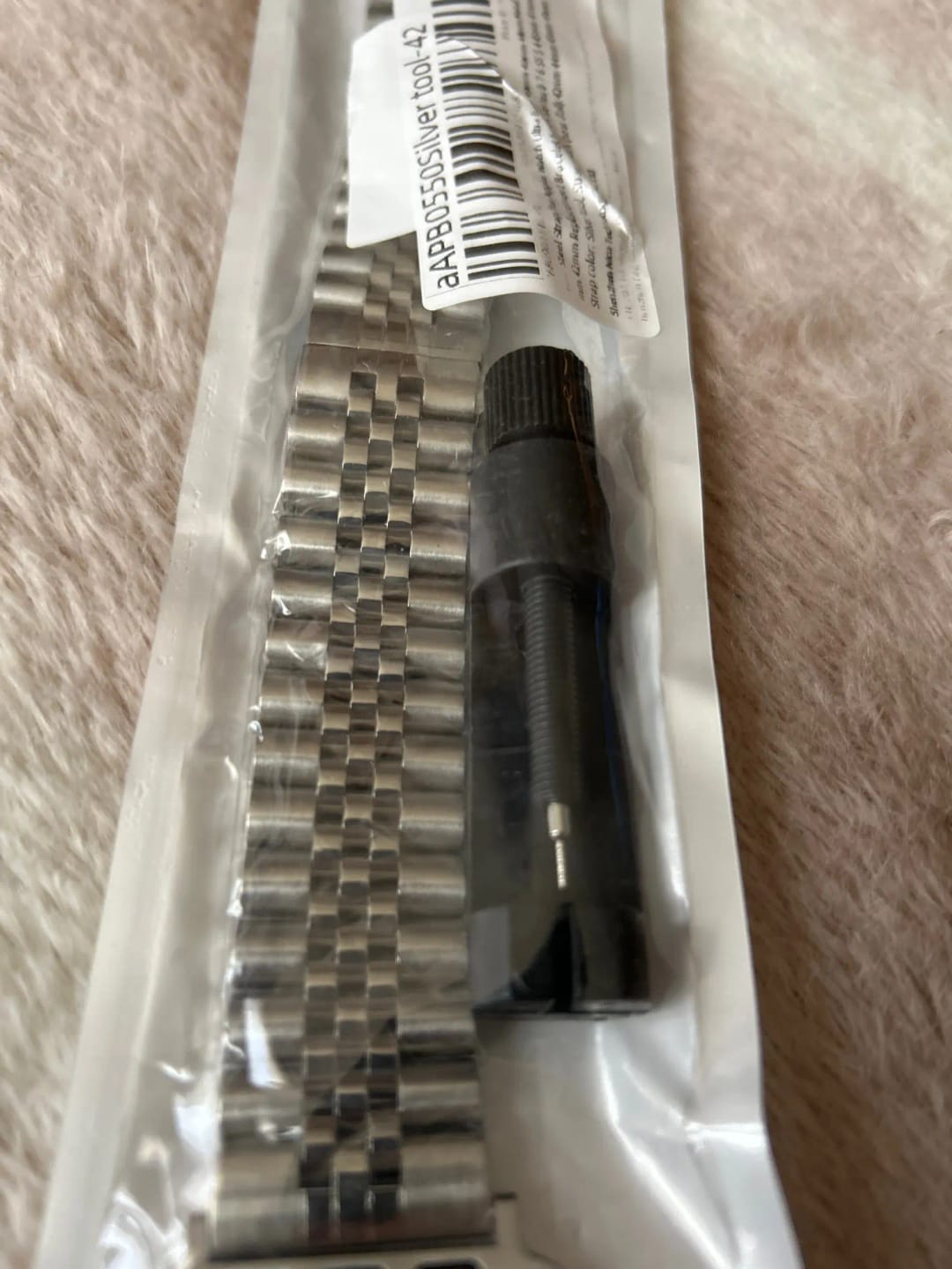 Customer photo review of Apple Watch Stainless Steel Strap - Elegant Durable Design