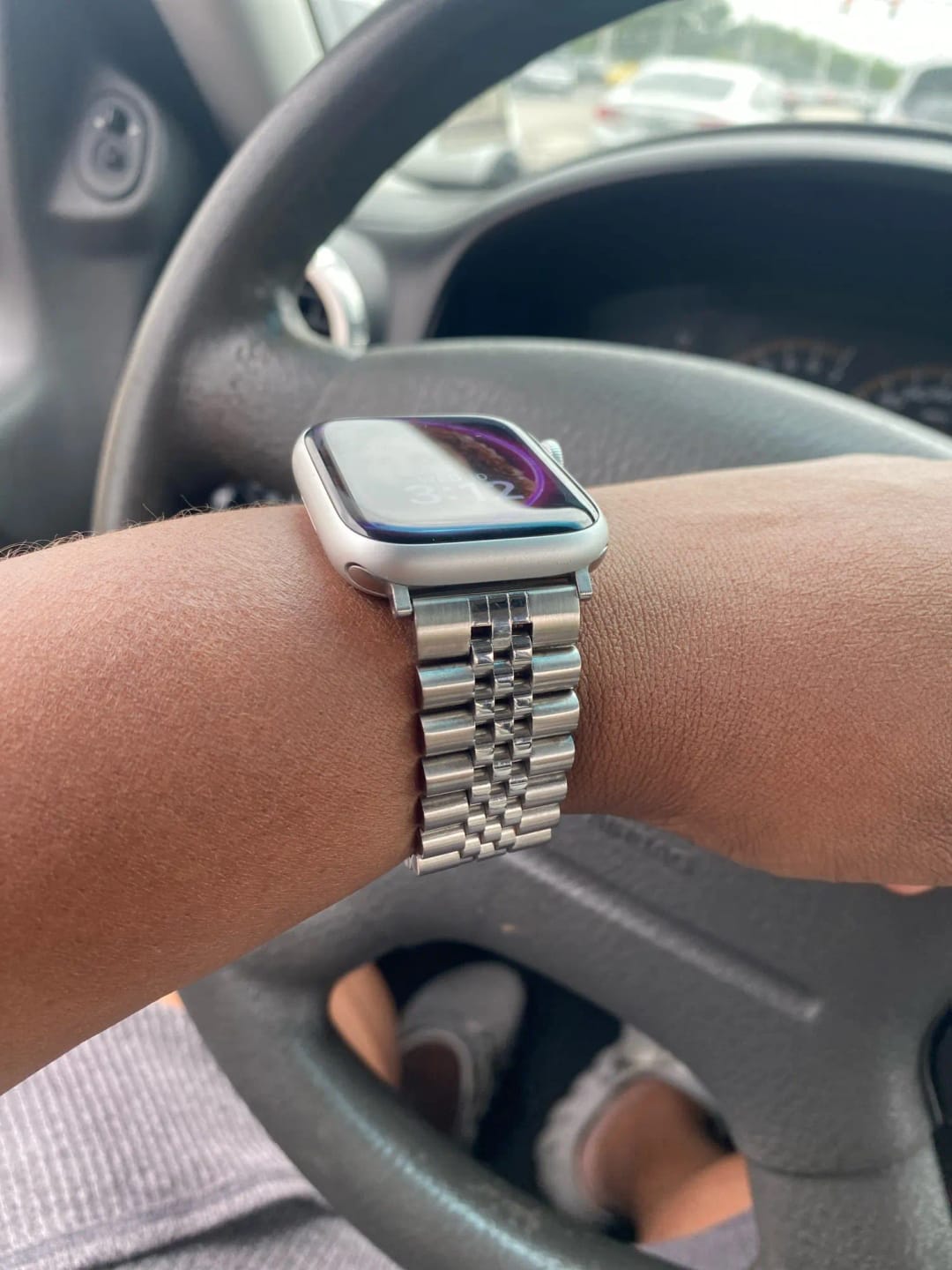 Customer photo review of Apple Watch Stainless Steel Strap - Elegant Durable Design