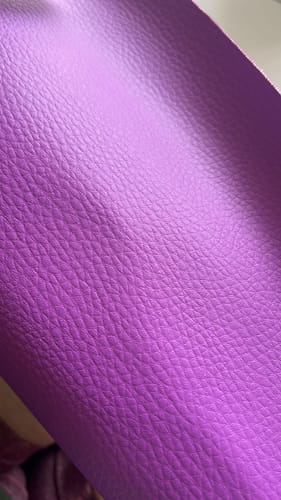 Customer photo review of DOLLARO 0.7MM COM FUNDO DE MALHA COR ROXO