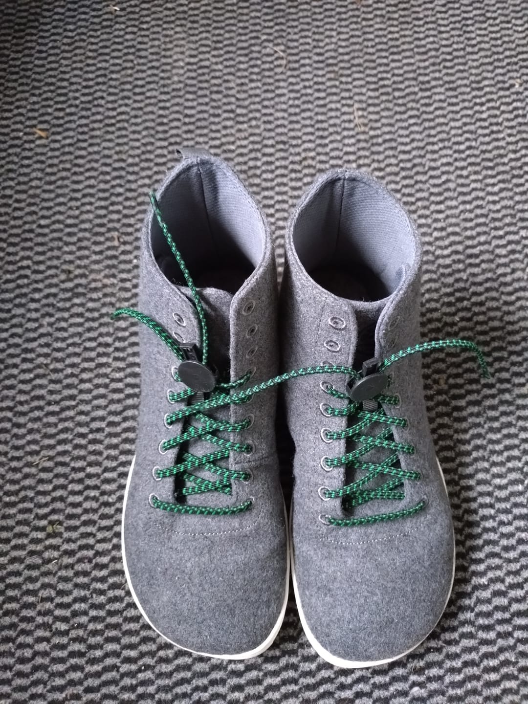 Customer photo review of Vaistoa Tunto -paljasjalkatennarit
