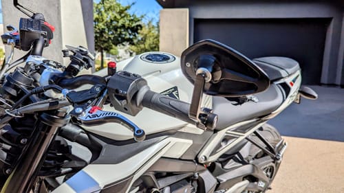 Customer photo review of Triumph Bar End Finishers & Mirror Kits - 7/8” Handlebar Triumph Models