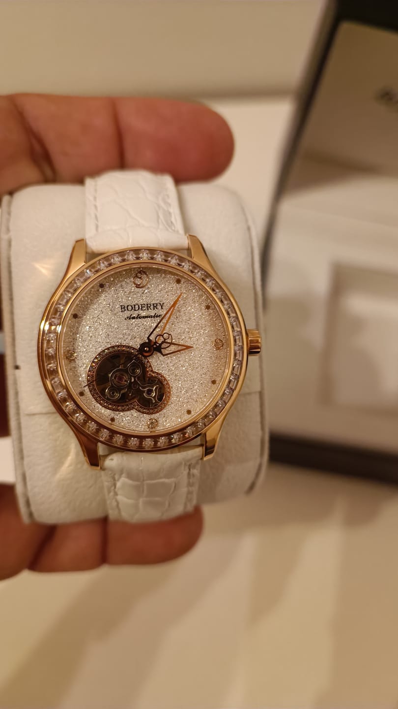 Customer photo review of DRAGONFLY - Luxury Women Automatic Watch | Crystal Gold Case