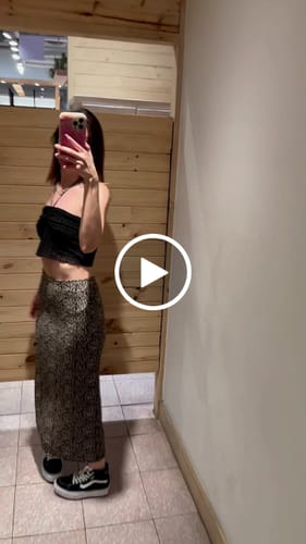 Customer video review of Pollera Midi Animal Print Black