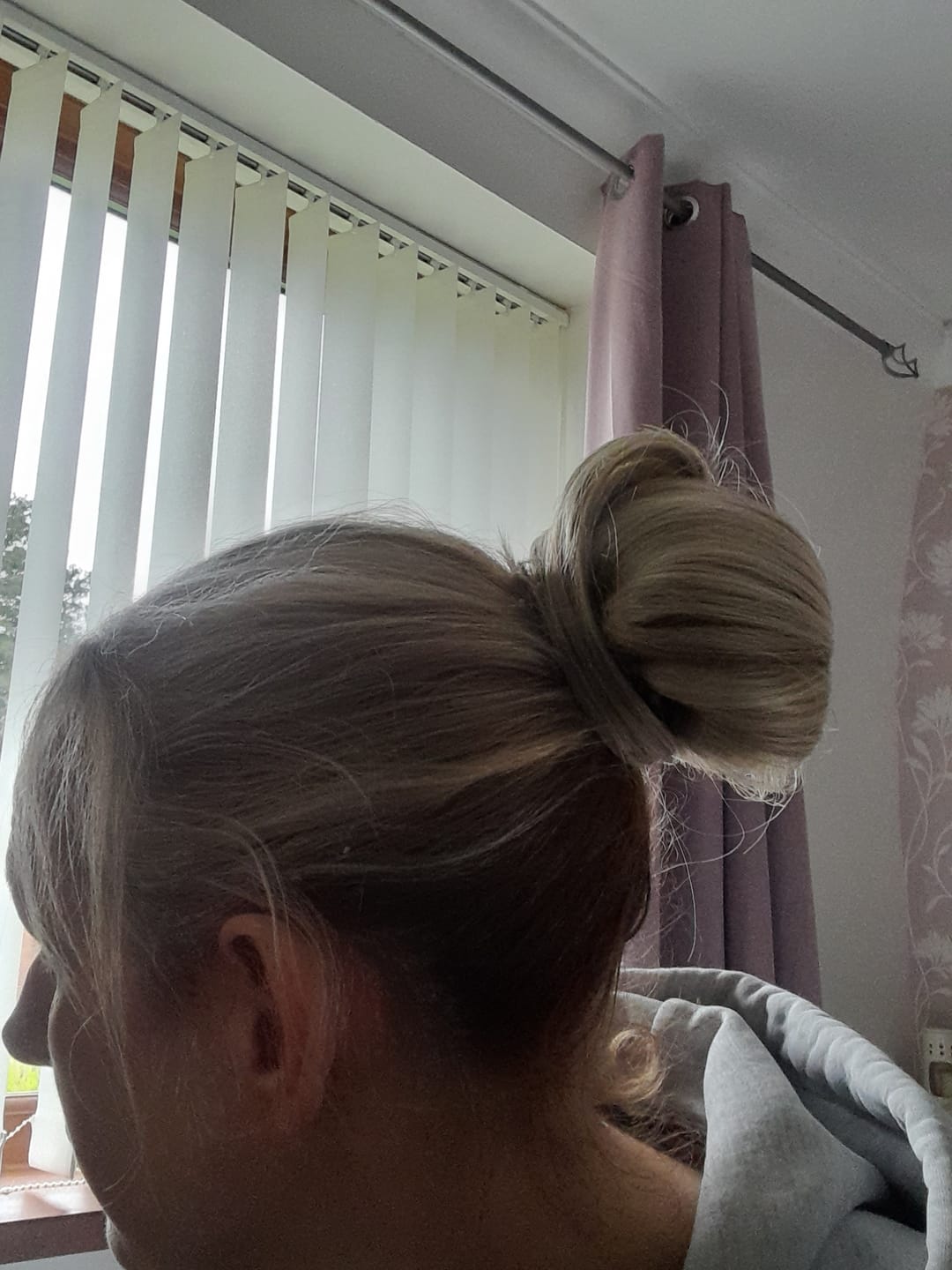 Customer photo review of Stranded Fibre Colour Sample #27/613 Daffodil Dreams