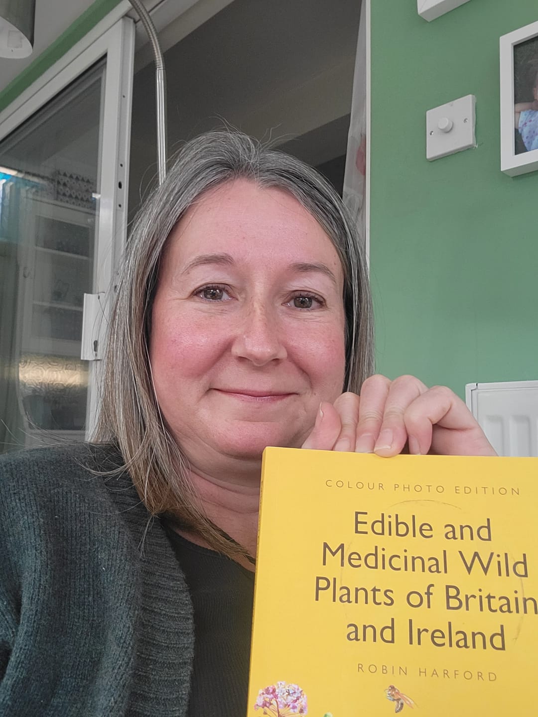 Customer photo review of Edible and Medicinal Wild Plants of Britain and Ireland