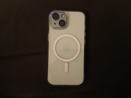 Customer photo review of BestGlass Camera Lens Protector for iPhone 15 / 15 Plus