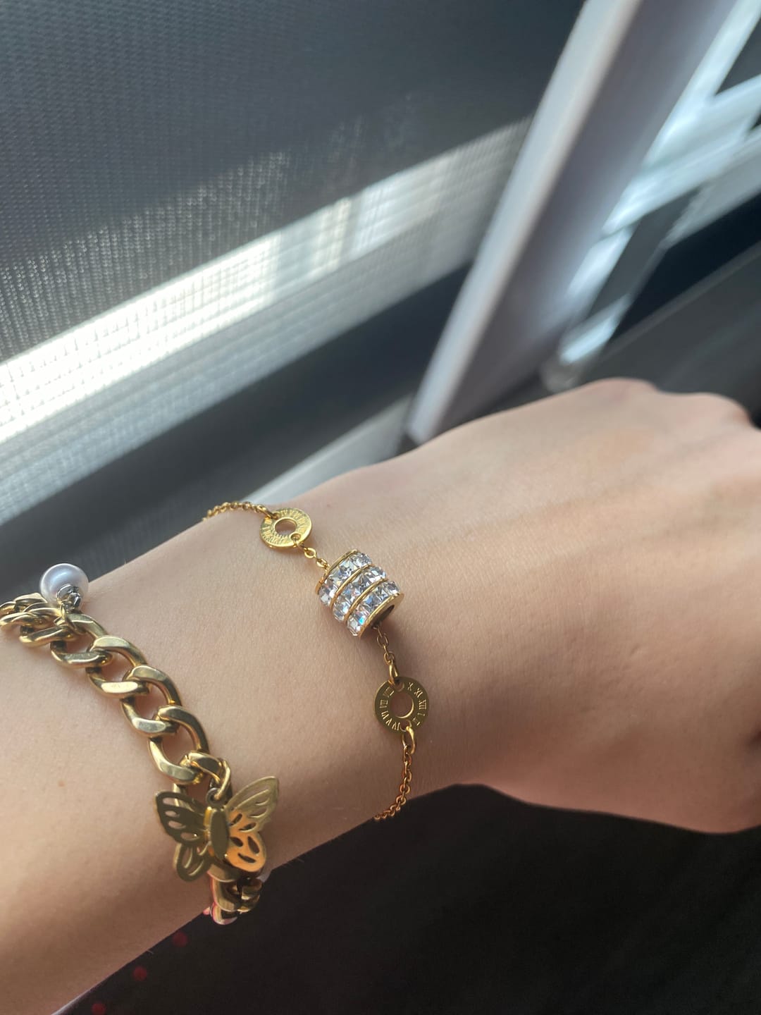 Customer photo review of Bratara Gloria - Gold