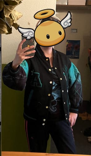 Customer photo review of Alhaitham Pin Preorder