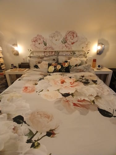 Customer photo review of Peony Wallstickers