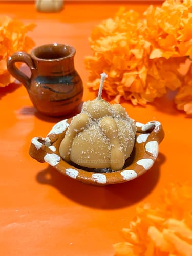 Customer photo review of Molde Pan de Muerto Chico