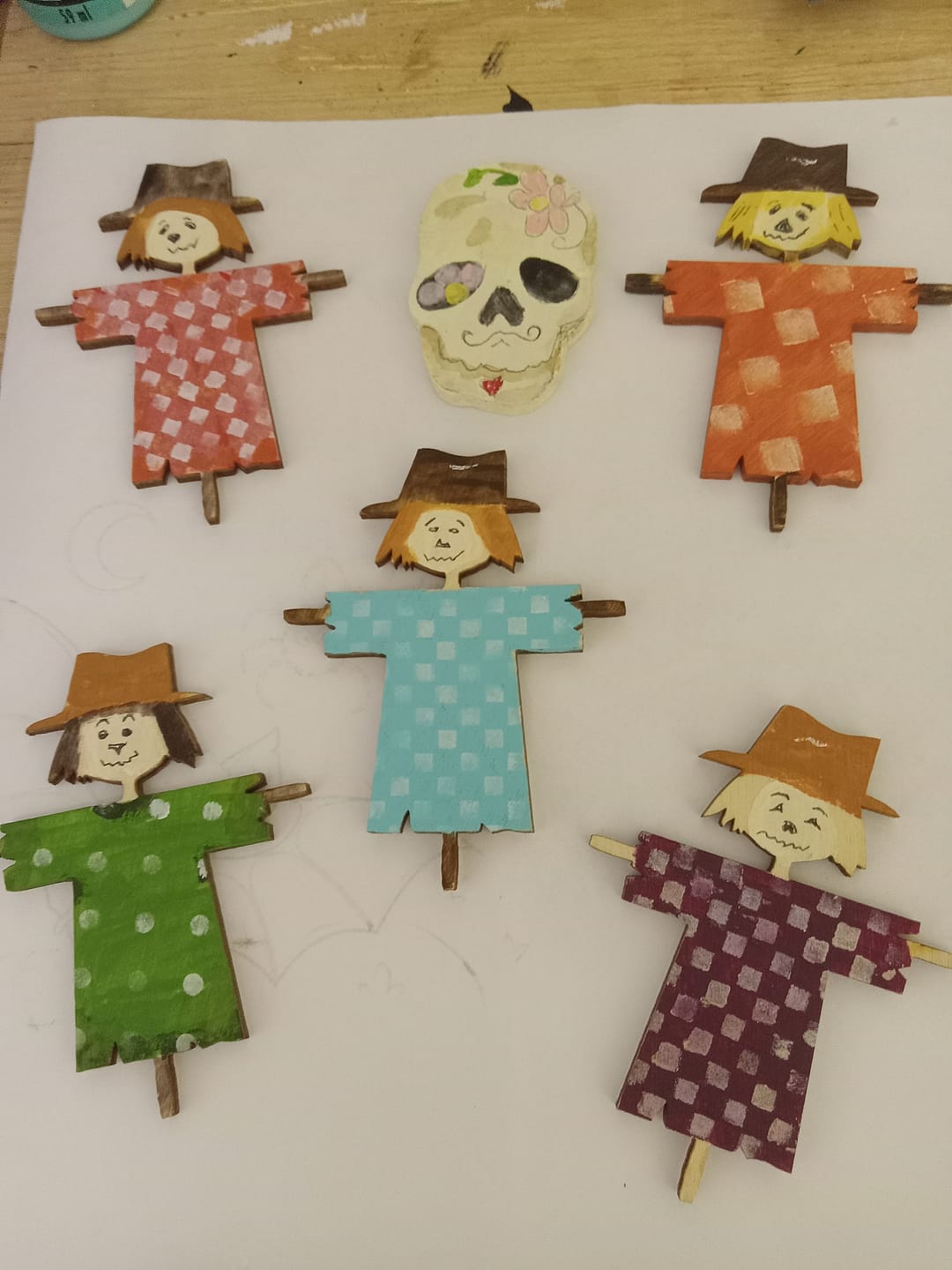 Customer photo review of Unfinished Wood Scarecrow Shape | DIY Fall Harvest Craft Cutout | up to 36" DIY