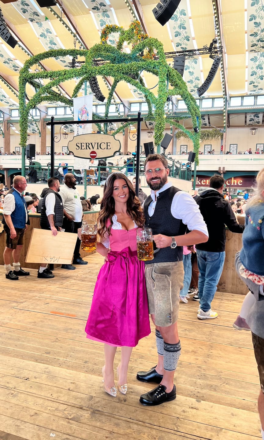 Customer photo review of Damen Pink Reißverschluss Vorne Einfarbig Dirndl