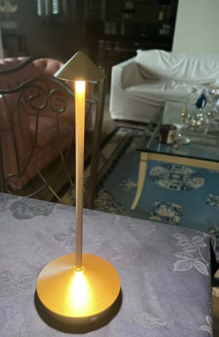 Customer photo review of Kabellose LED-Tischleuchte – ClarityGlow