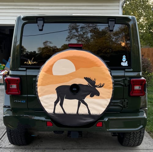 Customer photo review of Moose & Mountains Silhouette Spare Tire Cover