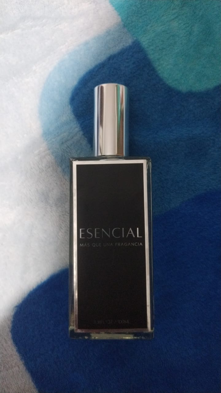 Customer photo review of H172 Inspirado en: 360 Red - Perry Ellis