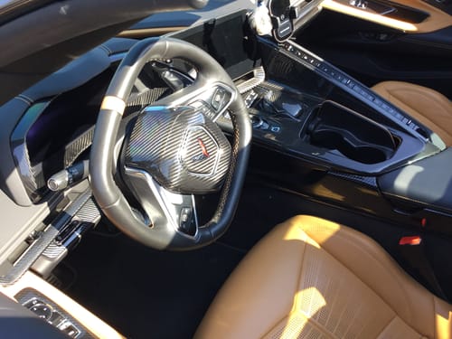 Customer photo review of C8 2020+ Chevy Corvette Steering Wheel Airbag Center Carbon Fiber Cover