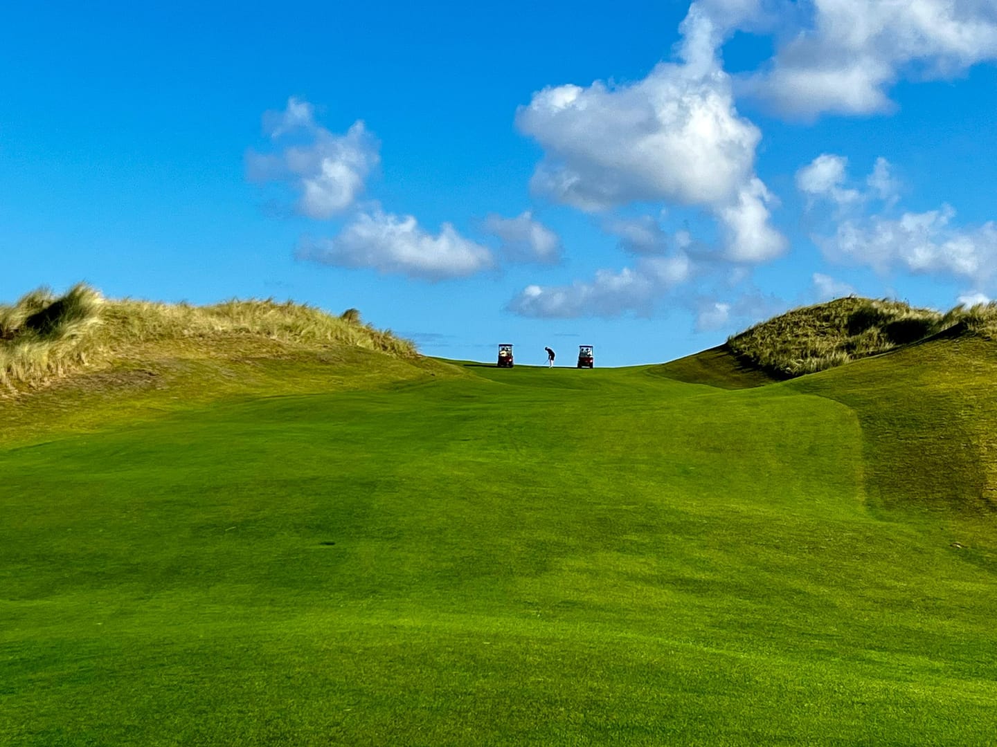 Customer photo review of REDTIGER Golf Rangefinder with Slope, 1200 Yards Laser Range Finder Golfing, 7X Magnification