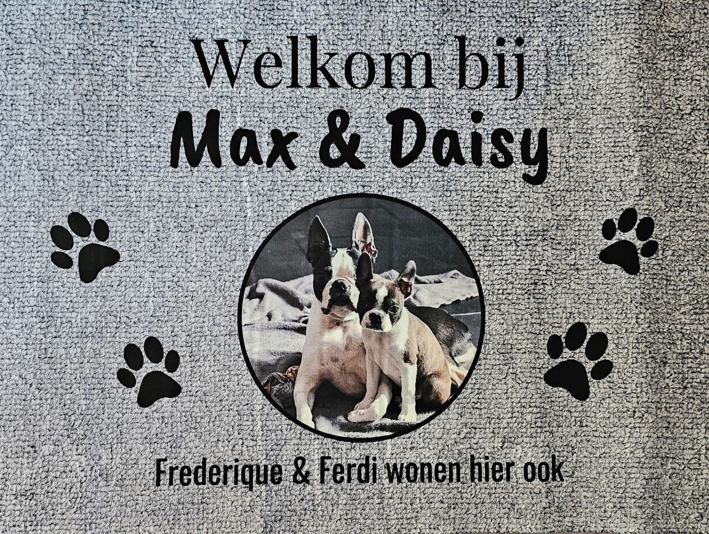 Customer photo review of Eigen foto - Gepersonaliseerde huisdier deurmat
