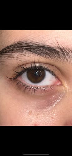 Customer photo review of Suero para pestañas y cejas