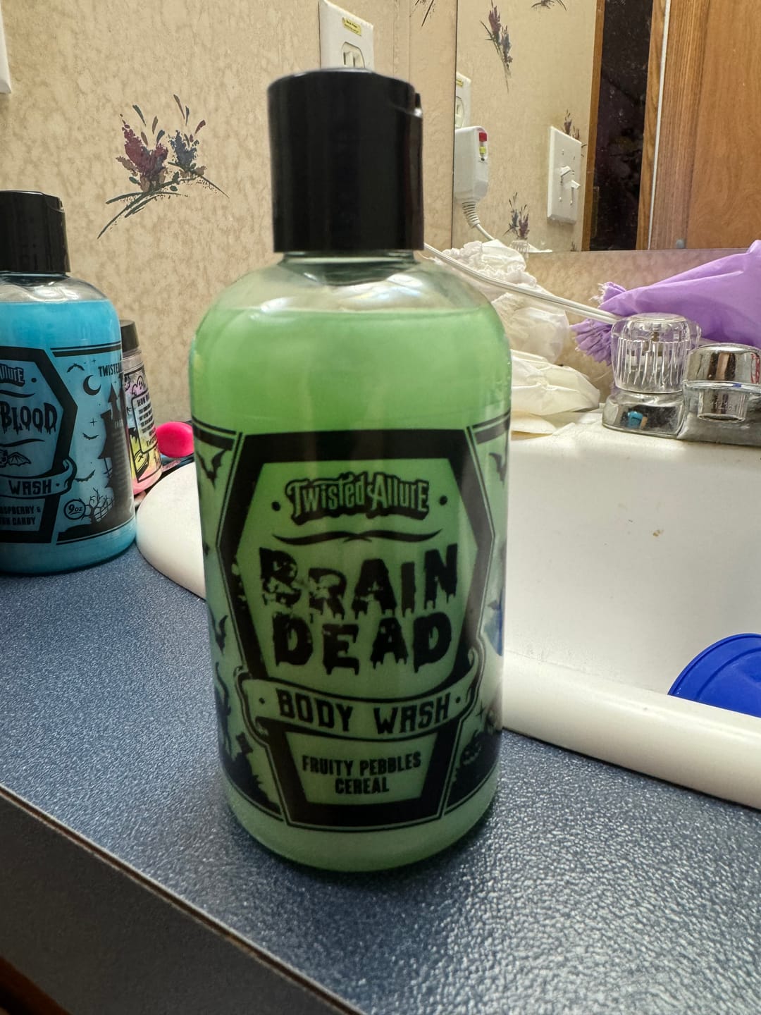 Customer photo review of Brain Dead Body Wash