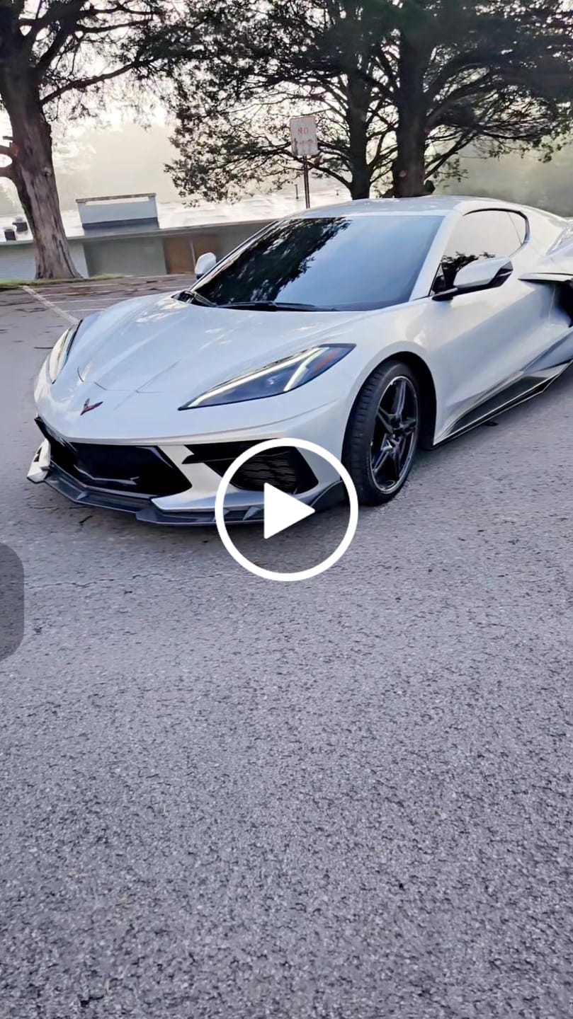 Customer video review of C8 Corvette Dash Chrome Trim Carbon Fiber Cover Kit