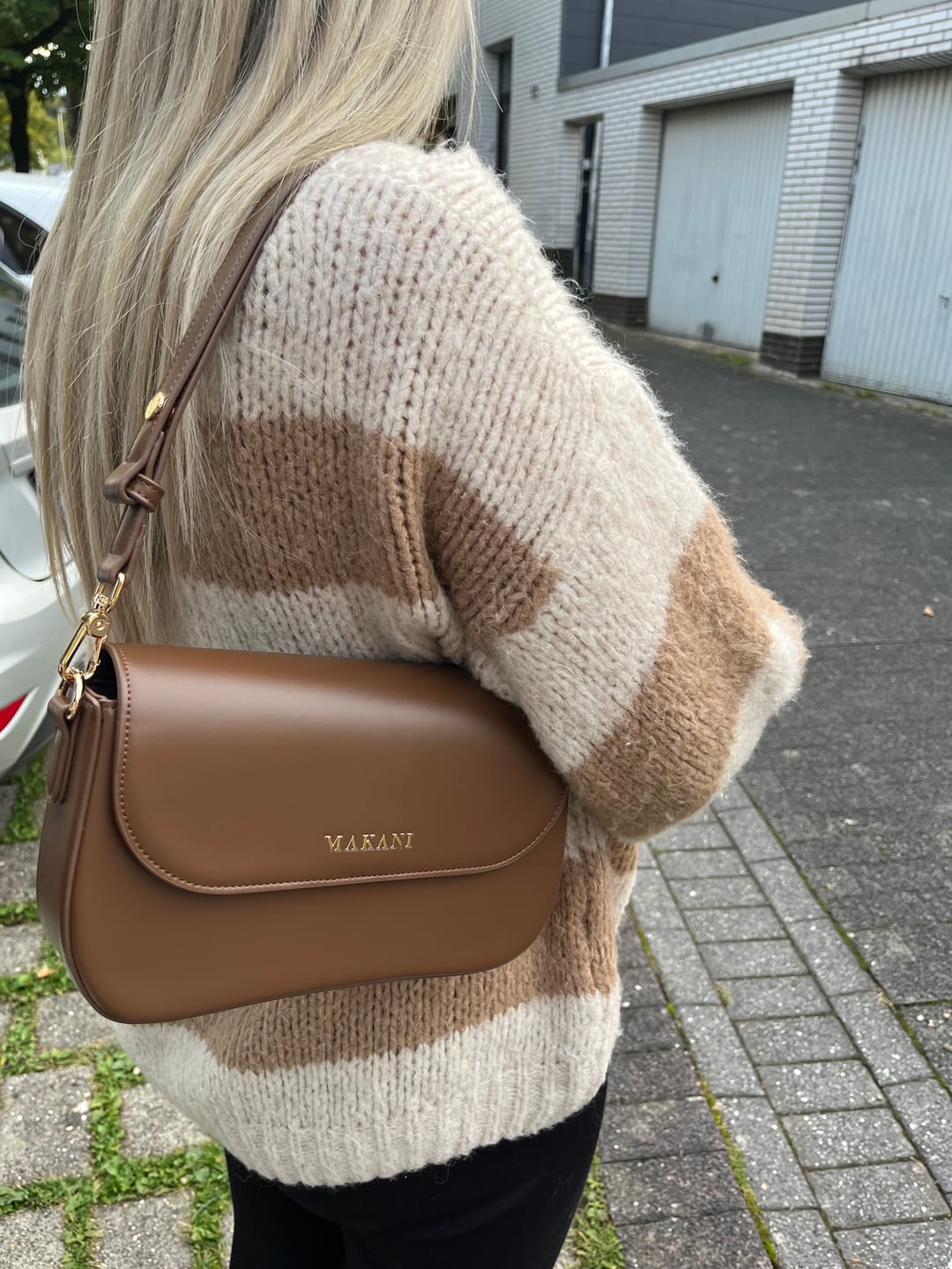 Customer photo review of CHLOIE - DARK BROWN
