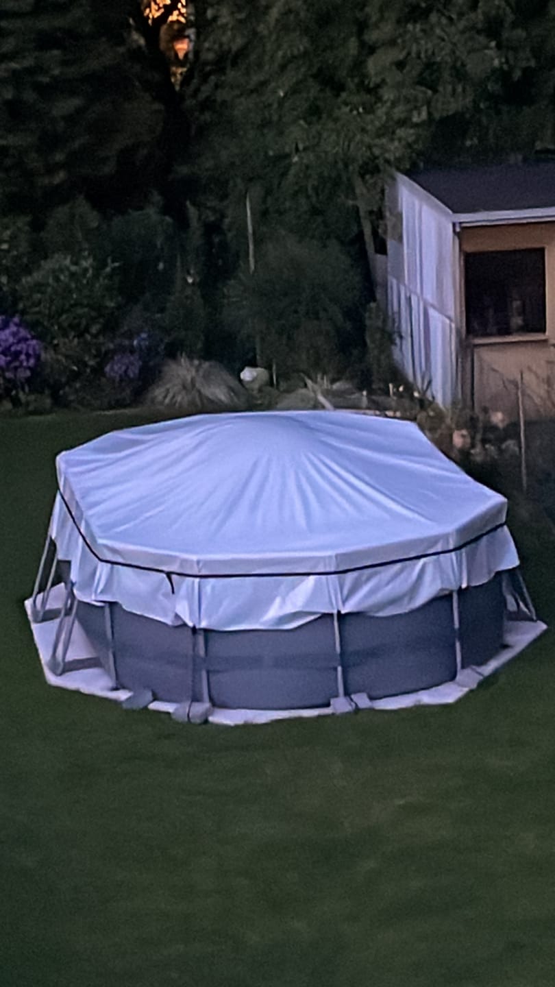 Customer photo review of Planenfux® Poolkissen XXL