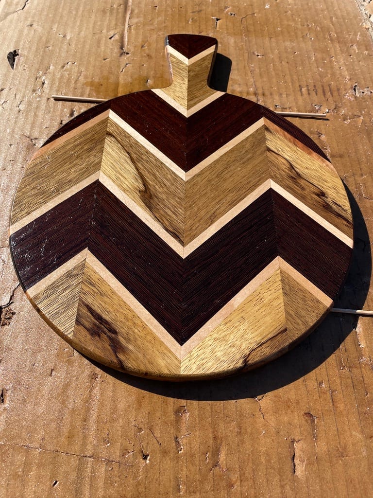 Customer photo review of 15.7x12" Small Round Charcuterie Board With Handle Acrylic Router Template